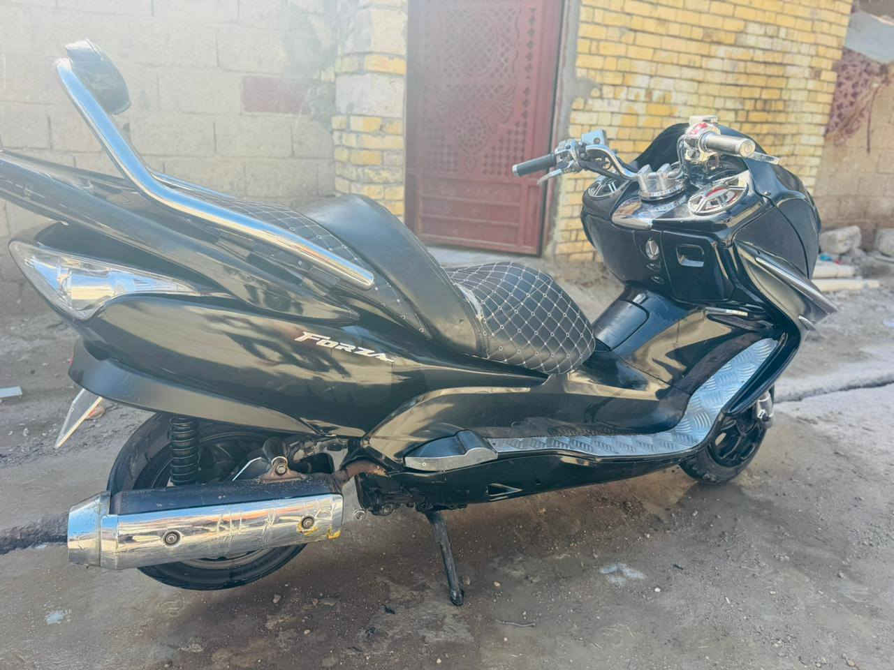 دراجه فورزت كفاله كفاله كفاله عامه اي نقص مابيه تجي تفحص وشوف بعينك مامفتوح بيه برغي مكاني دوايه
السعر 2100وبيه مجال المو شراي لا يتعبني ***********
