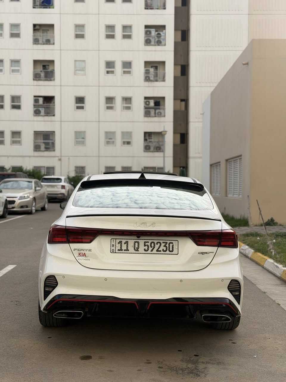 السلام عليكم
كيا فورتي GT 2024 
محرك 1600 تيربو 
السيارة فول مواصفات 
كلين تايتل بدون بدون ايرباك حادث مكفولة من الحادث والبارد والتبديل السيارة كلهة ليبل واحد 
رقمها بغداد بأسمي 
ماشية 29الف كيلو 
مواصفاتها 
فتحة 
بصمة 
تشغيل عن بعد 
كشن كهرباء 
كشنات حار بارد 
كشنات جلد ومختمة GT
انارة بالدشبول والبيبان بلادية 
دبل كزوز 
السيارة حتى صوت رياضي بيهة 
سستم صوت هارمن كاردن 
شاشة جبيرة
كامرة خلفية 
رادارات
سياقة ذاتية 
توقف ذاتي 
لايتات وبكلايتات كلهة لدات
اشاير بالمري 
ابل كار بلي واندرويد اوتو 
صور الحادث كلهة موجودة بالمنشور 
وفديو موضح بي كل شي 
الجديد غالي واكو المهجوم وكلشي موحود بالسوك 
السعر 193وبيهة مجال والميعجبة السعر كدامة السيارة 
مكاني بغداد بسماية 
للتواصل واتساب واتصال 
***********
