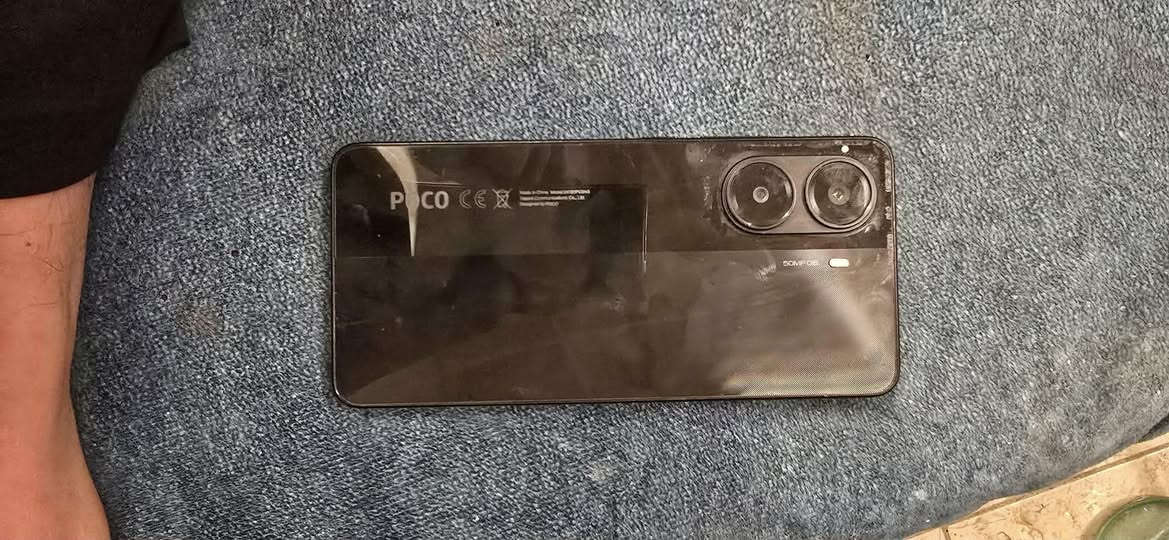 السلام عليكم بوكو اكس 7 برو ذاكره ٥١٢ مكفول من كلشي كامل ملحقات بيع او مراوس بs24  او 23
***********
