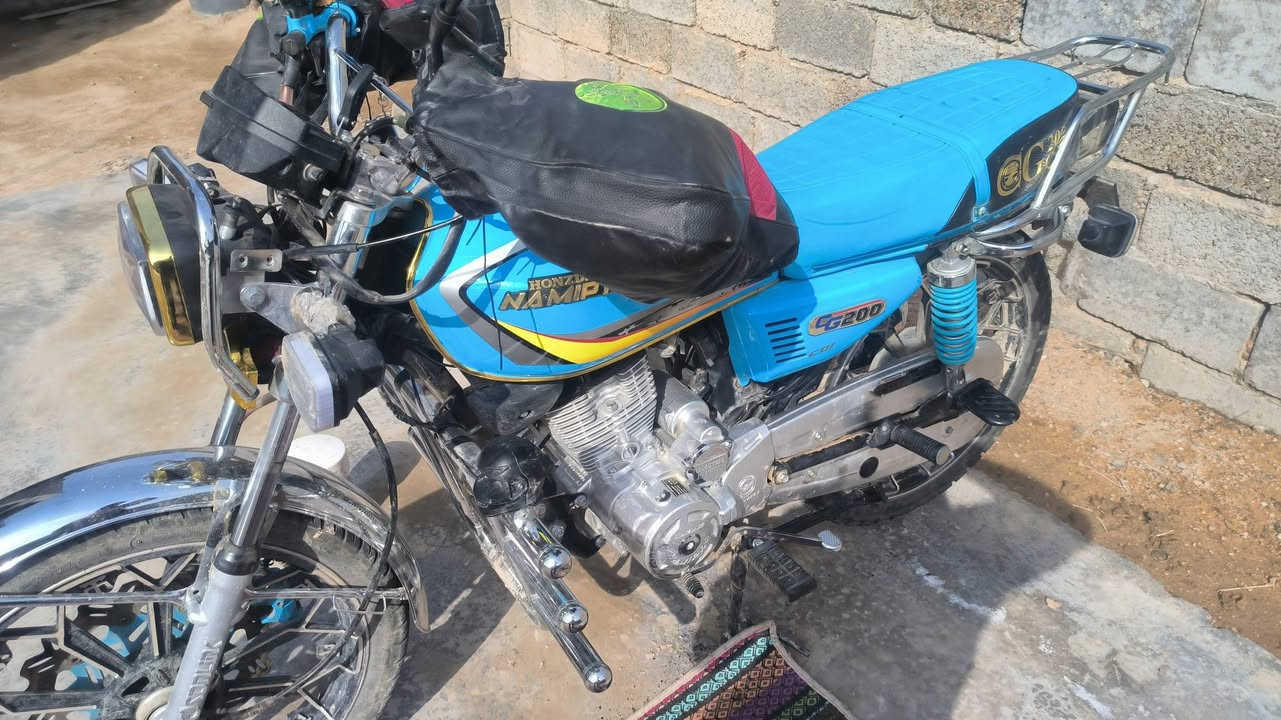 🚲 للبيع دراجة إيراني موديل 2025 – بصمة
الدراجة نظيفة كلش وما بيها أي صرف
موديل 2025
تشغيل بصمة
استخدام خفيف
مكفولة وجاهزة تمشي فوراً
اقتصادية بالبنزين ومناسبة للدوام والمشاوير
📍 المكان:فلوجة البعلوان 
💰 السعر: خاص
📞 الاتصال. ***********/
⚠️ للجادين فقط
⚠️ المراسلة خاص أو اتصال
