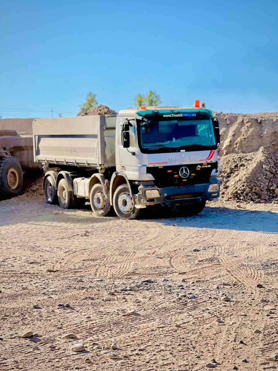 السلام عليكم
للبيع اكتروز دمعه 2007 معلايه 2020 مرقم بصره دولي بسمي شرط التحويل سنويه لل 30
كير كهربائي 8نمرات محرك44 وشاصي واكسل شرط بيها طخه بباب السكن شبر.  السياره وارد كوري
السعر 5شدات و40ورقه وبي مجال للاستفسار الاتصال على الرقم *********** واتساب
