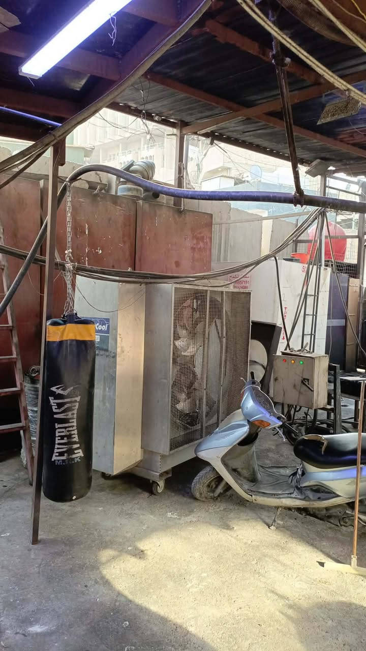 موقع بل كفاح قرب شيخ عبدالقادر الكيلاني كامل مكمل بدون ايجار وحصة بيه حمل 750قابل حصه 300 لارض الدوله مولدات 3سكانيات بومه و113وDs


**إذا كنت صاحب هذا الإعلان وتريد حذفه لأي سبب، رجاءا أرسل رسالة إلى الدعم الفني**