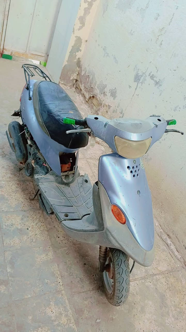 السلام عليكم دراجة بيجي للبيع  السعر 160 العنوان ناصرية مركز الرقم ***********
