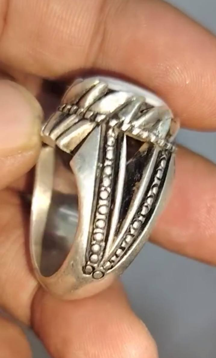 جزع قديم صياغة 30 غرام
قفله 200


**إذا كنت صاحب هذا الإعلان وتريد حذفه لأي سبب، رجاءا أرسل رسالة إلى الدعم الفني**