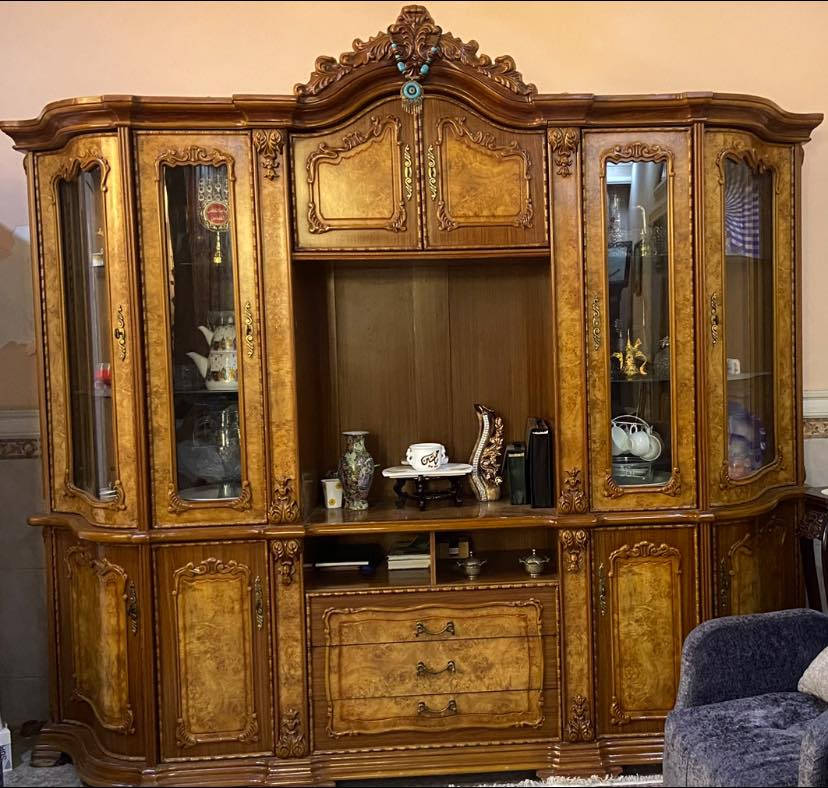 معرض استقبال ملكي استعمال نظيف للبيع للاستفسار ‭0770 293 0821‬
