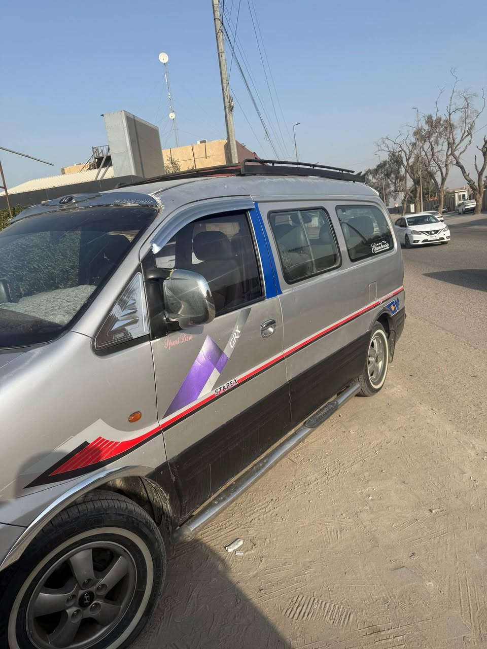 السلام عليكم
ستاركس موديل 2007
مسكر اوتماتيك
السياره كفاله من ناحيه مكينه وكير وكهربائيات وتخم تايرات والبدي شوف العين والسياره مابيها اي ضربه 
ورقم انكليزي بااسمي مصفرة هيئه وغرامات تحويل

المكان البصرة
 السعر 87 وبيها مجال

رقم الهاتف ***********
