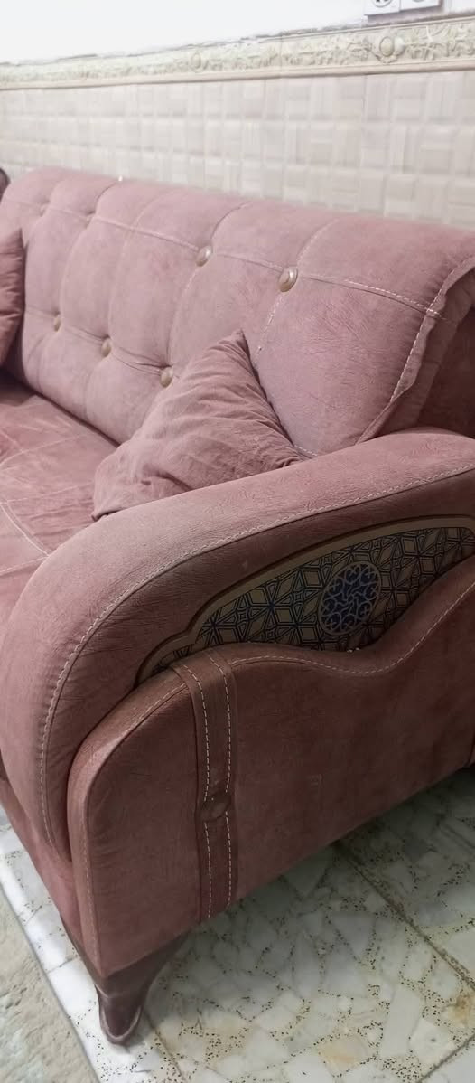 تخمين بلااش اثنينهم 225 يحتاجلهم دوشمه بسيطه للمقاعد بابل  للتواصل عالرقم ***********1
