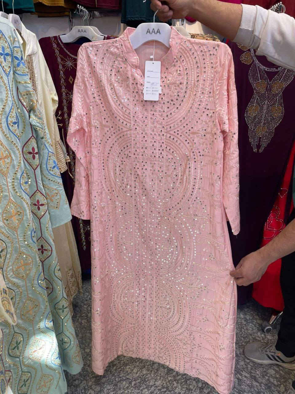 دراعات كويتي خامه لنن درجه اولى 
شغل بلك وتطريز 

قياسات 
L XL XXL


**إذا كنت صاحب هذا الإعلان وتريد حذفه لأي سبب، رجاءا أرسل رسالة إلى الدعم الفني**