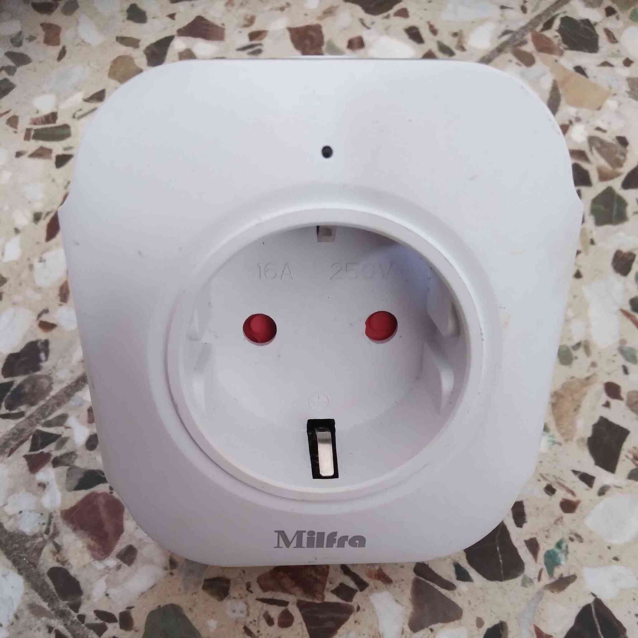 شلعة إلكتروني 
السعر ٢٥ الف 
يوجد توصيل بغداد, العراق


**إذا كنت صاحب هذا الإعلان وتريد حذفه لأي سبب، رجاءا أرسل رسالة إلى الدعم الفني**