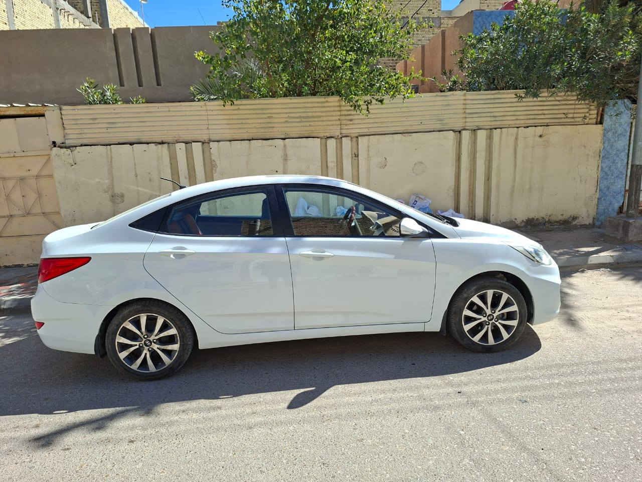 السلام عليكم اكسنت موديل 16 مكفوله بسمي السعر 110 سياره جديده للاستفسار على الرقم ***********
