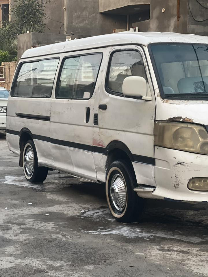 سلام عليكم للبيع فتون 2009 رقم ديالى الماني تحويل ثاني يوم مكينه وكير اكسن خير من الله تايرات نضاف صدر جديد سعر 40  وبيه مجال مكان ديالى للستفسار اتصل ***********
