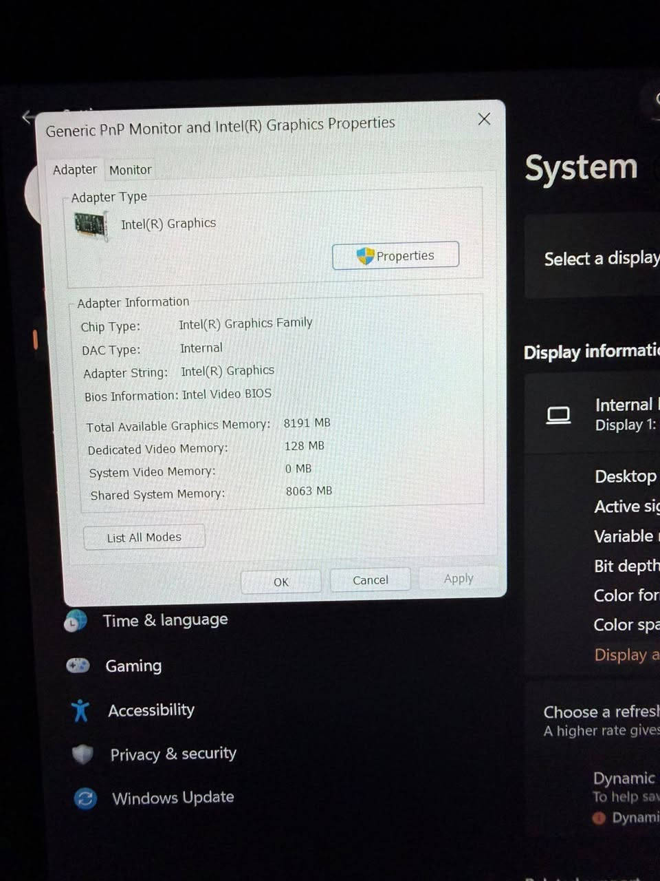 السلام عليكم
لابتوب نوت بوك جديد غير مستخدم 
المعالج intel N150 جيل 11
الرام :16
هارد SSD 1 تيرا
كارت شاشه داخلي: 8 كيكه 
حجم الشاشه ؛: 15.6
وندوز 11 برو 
كيبورد RGB
بصمه


**إذا كنت صاحب هذا الإعلان وتريد حذفه لأي سبب، رجاءا أرسل رسالة إلى الدعم الفني**