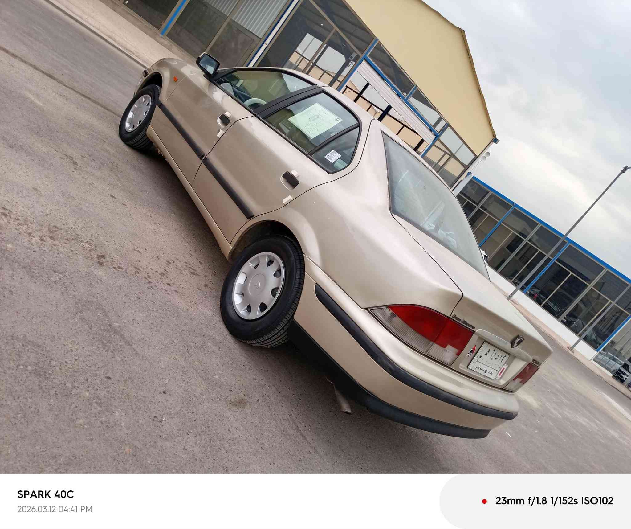 سلام عليكم ورحمة الله وبركاته اخوان سمند موديل 2009 كير ومحرك وكلج جدد صدر امامي  اخلفي جديد تخم تاير جديد كهربائيات كلهة شغالة غرفتهة نضيفة دوشمة تبريد ثلج تدفئة شغالة سيارة كل نقص مبيها نصبتهة تخبل مكفولة من ضربة وتبديل وصبغ فقط دوس معمرة رقم بغداد تحويل مباشر العنوان بغداد العبيدي الرقم *********** الشراي يتصل وبلخدمة
