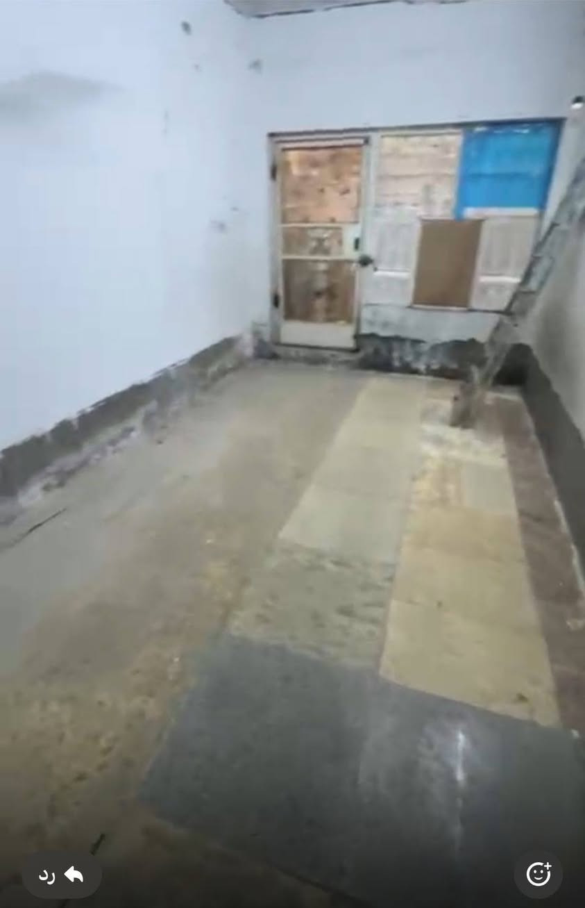 دار 🏠 للإيجار  المساحة ١٠٠ متر يحتوي على غرفة وصاله  وااستقبال ومطبخ وحمام داخلي وحمام خارجي وهو يقع على شارع مميز كوفه حي الشعراء مقابيل المركز الصحي شارع اعدادية الزاكيات السعر لايجاره 350


**إذا كنت صاحب هذا الإعلان وتريد حذفه لأي سبب، رجاءا أرسل رسالة إلى الدعم الفني**