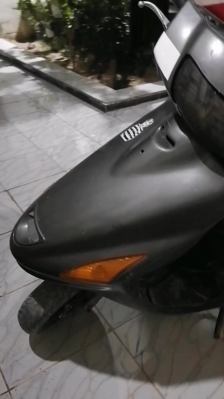 السلام عليكم
دراجه فراشه للبيع
نضافه شوفت عينك
بيه صوت ماعرفه وين
سعره 250وبيه مجال قليل
كوفه علوة الفحل
***********
