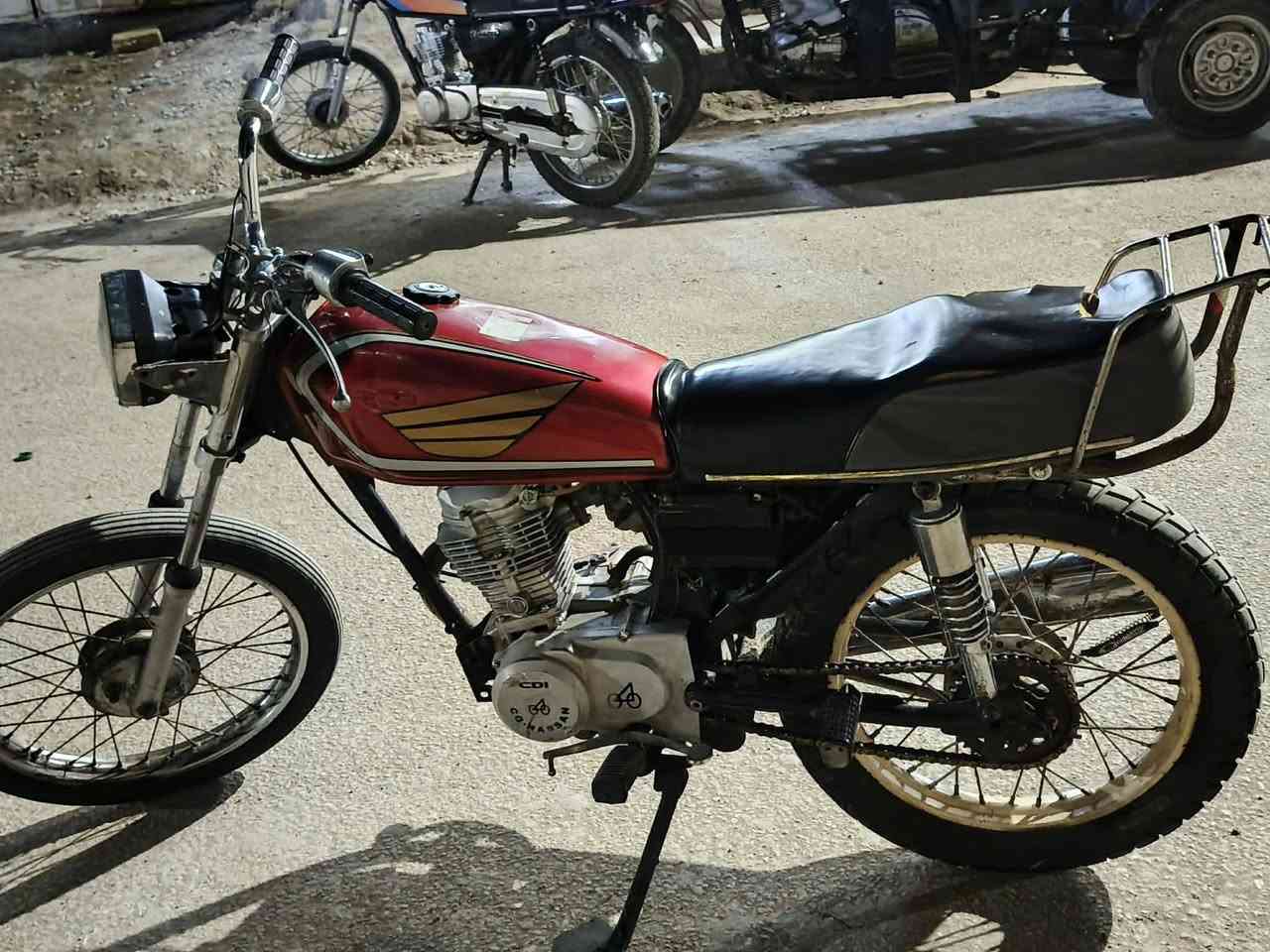 السلام عليكم  درجه البيع
السعر

٢٧٥ وبيه مجال 

***********
