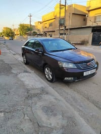 جيلي ام گراد ٢٠١٣ مكفولة من الصبغ والضربه فقط البنيد بي جراد مكينه مكف...