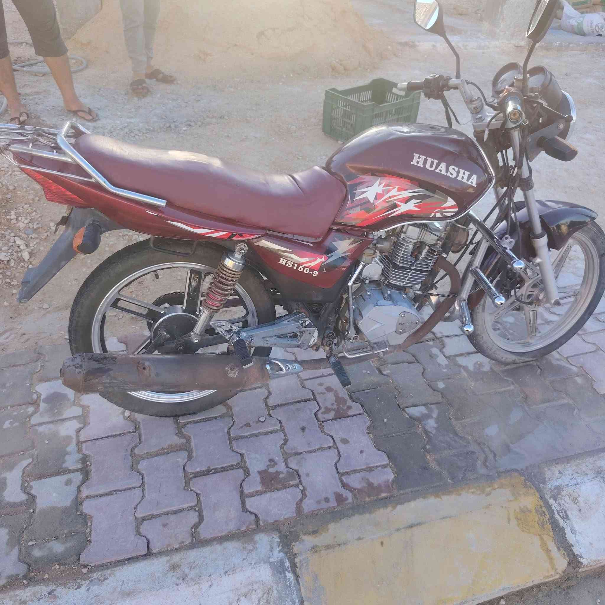 سلام عليكم هيوشه للبيع موديل 17 سعر 525 وبي مجال كهربائيات كلها شغاله نگره سلف شراي يتصل ***********
