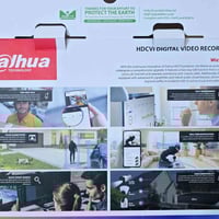 كاميرا • يلقط صورة • يعرض عالشاشة