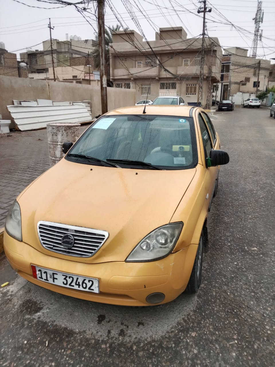 سلام عليكم طيبه مديل 16 نضيفه رقمها بغداد بسمي  السياره مكانها كربلاء  السعر 43بيها مجال 
***********
