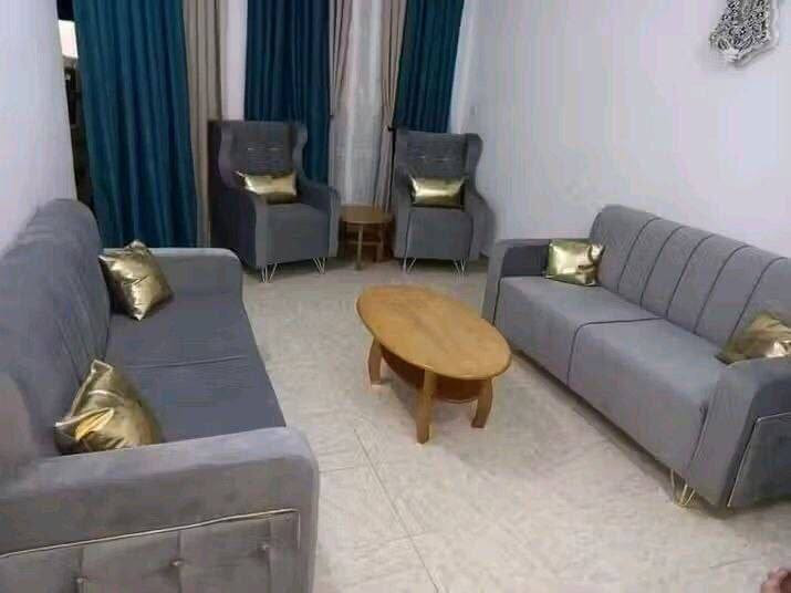 تخم 10مقعد 400
9مقعد ب375
 8 مقعد 350
  7  مقعد 325
6 مقعد ب 300
  5 مقعد قنفه ثلاثيه وكراسي عدد2   275
  5 مقعد ثلاثيه وثنائيه 250 الف

مواصفات الخشب
الظهر /چام روسي 
المقعد /بلوك اسود 
الصدر /خشب مضغوط
الاسفنج / مميز 8سم 
القماش / قديفه
الرجل / حديد
واذا اختار الزبون (كتان) او (وتر بروف)
يصعد (25)
توصيل بغداد مجاني 
اطراف 15


**إذا كنت صاحب هذا الإعلان وتريد حذفه لأي سبب، رجاءا أرسل رسالة إلى الدعم الفني**