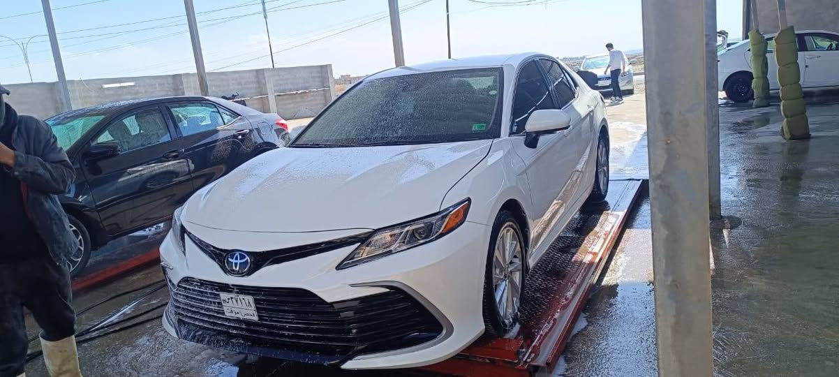 السلام عليكم 
للبيع 
كامري موديل 2024 مواصفات LE ترقم شهداء كركوك تستلمها مرقمه جاهزه 
دخول جديد 
ماشيه 21 الف ميل 
بيها قطعتين بونيد وچاملق 
صور الضرر مرفق بالمنشور 
السعر 205 وبيها مجال 
عنوان السياره ناحيه الزاب قريه اصبيح تحتاني 
للاستفسار الاتصال على الرقم التالي 
***********
