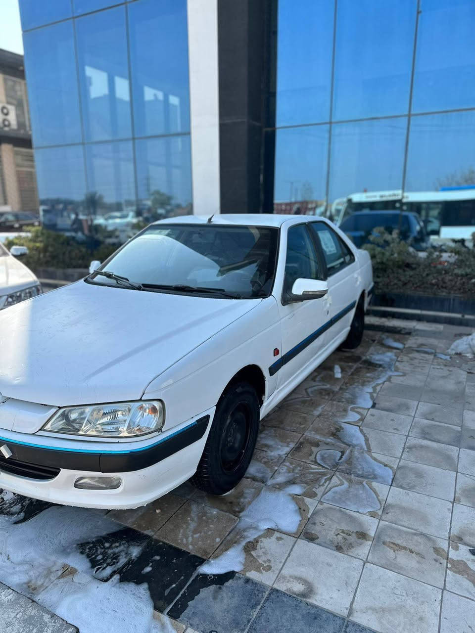 بيجو باص للبيع 2015 ***********
