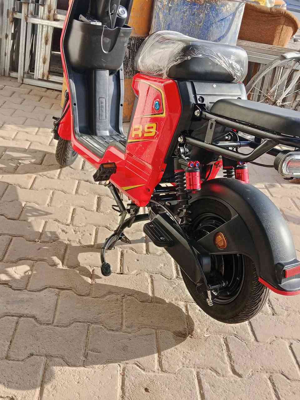 دراجة R9 باسكل بل شرط سعر375 بي مجال قليل الشري يخابر ***********
