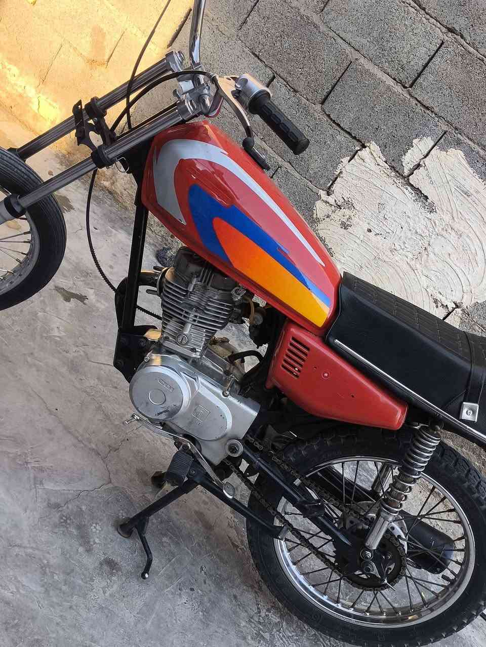 سلام عليكم  دراجه للبيع بدون اوراق السعر 350وبيه مجال ***********
