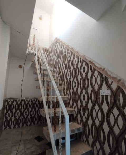 دار للأيجار او للبيع حي الجامعة في النجف
( ٥٠ م)طابق ونص كونكريت منطقة ٢٩ يقع على شارع ٢٠
إيجارشهري( ٣٥٠ الف)مقدمة ثلاثة أشهر.
البيع( ١٣٠ مليون)الطابق الأول غرفة وصالة ومطبخ مع مجموعة صحية.الطابق الثاني غرفة سويت وصالة.ارضية مرمر
مكتب الغدير
***********
