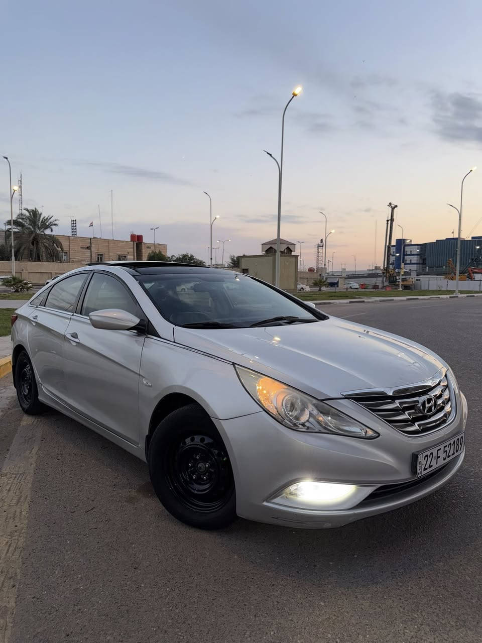 السلام عليكم  سوناتا 2013 غاز بلاد خط واحد وارد كوري 
ادوات ادوات كصه جنطه 
بنوراما فتحيتن فول مواصفات جاهزه مناقصها شي السياره جديده وحلوه  
السعر 50
مكاني البصره
***********
