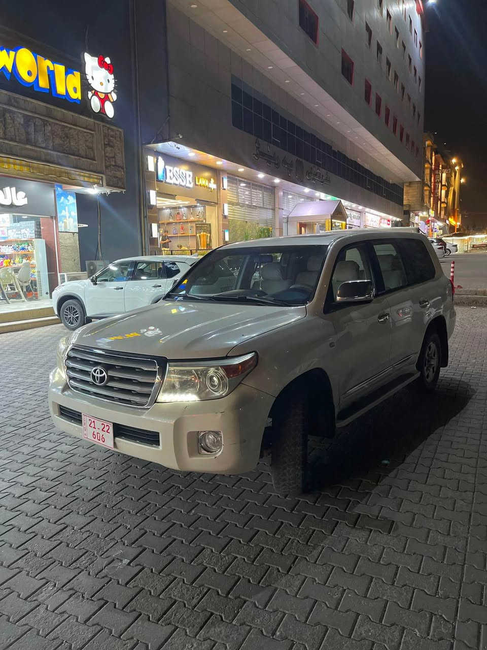 وەنەوشەى GXR2010 فوله V8 4.7 سەيارەكه پاك و جوان و تازه ماوەتەوه ١٧٣ هەزار روشتوه كودى ئاسايشى بوّ كراوه سه ياره كه هى مه عره زنيه هى مالى خوّمه حيزام بوياخه له سهر ساقى بيّجكَه سەقف كَيّر ومه كينه به شەرت ٤ تايەى تازەى له زيّره بيّ مه سرەفه مالى دوّسته سعرى 183 كَەلّا و مه جاليّكى
كەمى تيدايه سە یارەکە هی دوبەیەو کراوە بەفول عادی رەقەم تەلەفون *********** السليمانية, العراق
