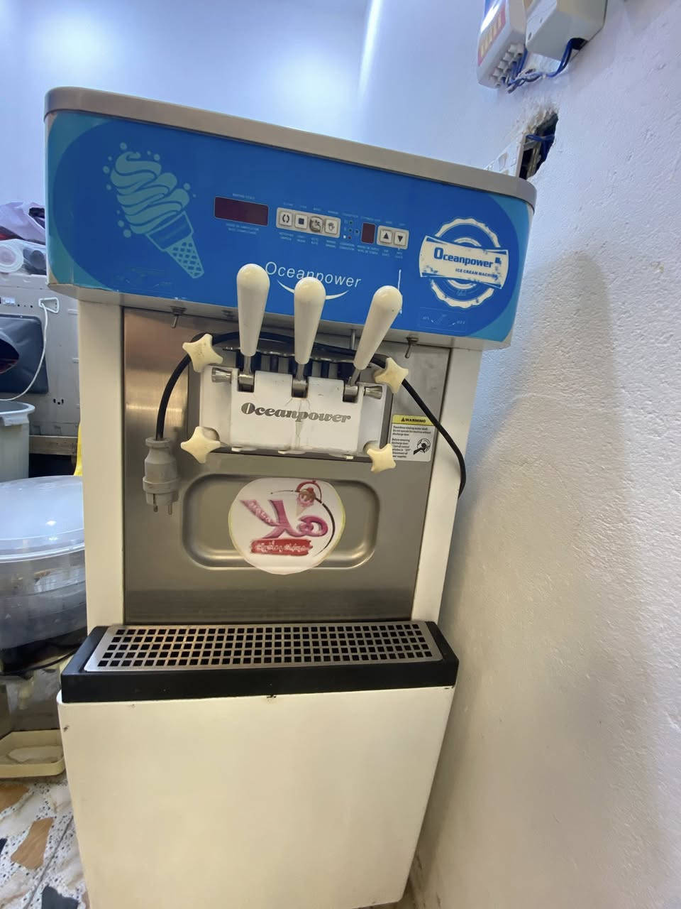 سلام عليكم مكاين عدد 3  صناعه ميلاد فول موصفات تبريد احوض نضام ليلي سبب البيع تصفيه محل المكان ميسان الاستفسار ***********
