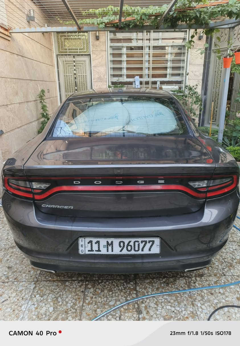 السلام عليكم
جارجر للبيع موديل 2019 sxt فول مواصفات 
كشنات جلد كهربائية 
فتحة 
خزن ميموري 
شفتات ستيرن 
كشن حار بارد 
كير طيارة 
تشغيل عن بعد 
تبريد قطعتين
منضومة غاز 
نضام كار بلي
تخم تاير جديد 
صدر جديد 
رقم بغداد الدولي سنوية باسمي 
مكان السيارة بغداد 
سعرهة 170 وبيهة مجال 
***********
