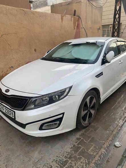 سيارة كيا اوبتيما خليجي 14 شكل ال15 بيضة بيه رشات صبغ بسيطه رقم اربيل انكليزي جديد وسنوية وهزة جدد المحرك مفتوح يحتاج تبديل دوش 2400للتواصل *********** البصرة
