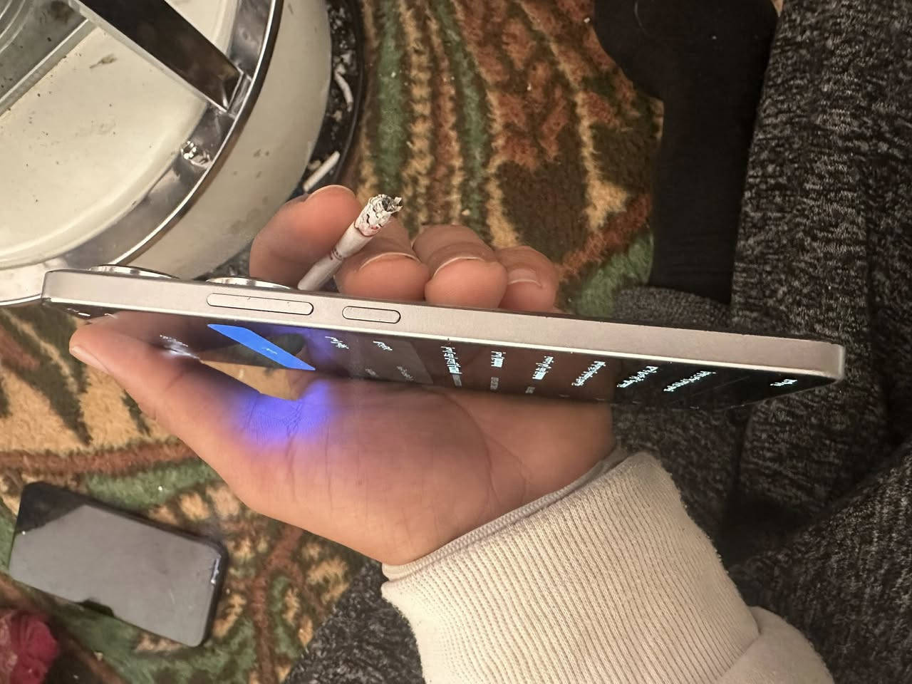 السلام عليكم بوكو F6غراضه كامله ماكاني بغداد ابو غريب عندي توصيل ذاكره ٥١٢ جاهز يخبل ***********
