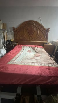 غرفه نوم صاج  مستخدمه السعر 350 بيه مجال رقم 07803331975