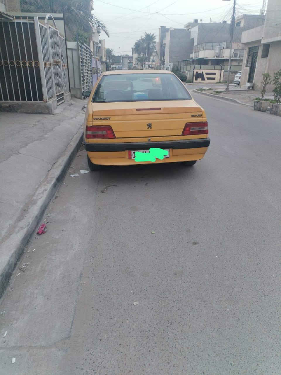 السلام عليكم بيجو اكد موديل 16 ماشيه 168000 سياره نضيفه كبل للشارع مكينه جديده كير جديد تبريد تدفئه كله شغال تخم تايرات باتري جديد منضومه زنون مسجل شاشه سياره بأسمي سنويته 2030 عنوان بغداد شارع فلسطين 
***********
السعر 45 ورقه قفل
