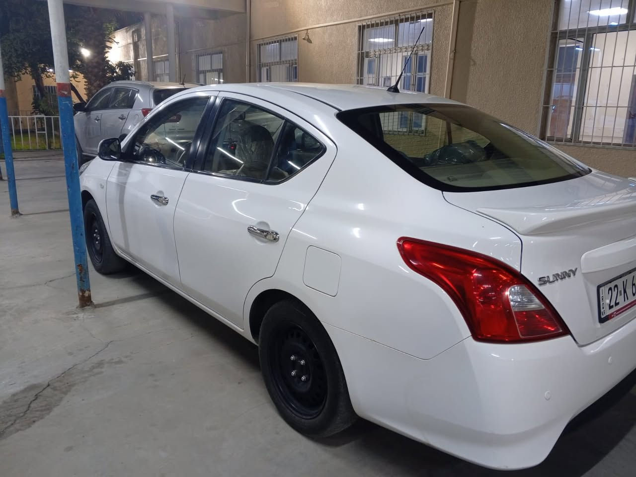 نيسان سني هندي موديل 2021 بيع مستعجل
مكفوله من الصبغ والتبديل سونار موجود 
كير محرك شركة مكفولات 
صدر جديد 
تبريد // تدفئة
دواخل السياره نظيفة جداً 
رقم اربيل بأسمي 
السعر 113 
مكاني بغداد الشعب 
***********
