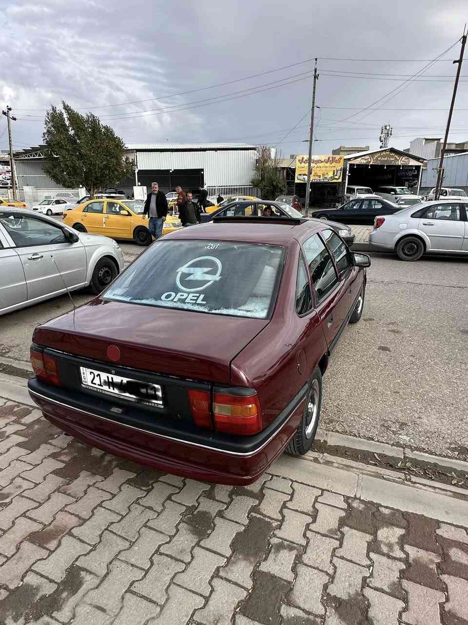 سلام عليكم فكترا موديل 1995 رقم سليمانيه جديد 2030 انگليزي حجم محرك 16 قايش عريض باور كير عادي سياره صبغ عام جماليه اربع تايرات جديد صدر امامي خلفي كله جديد كهربيات كله شغال سياره نقص برغي مابي 
مكان سياره كركوك 
سعر 39 بي مجال
رقم موبايل ***********
