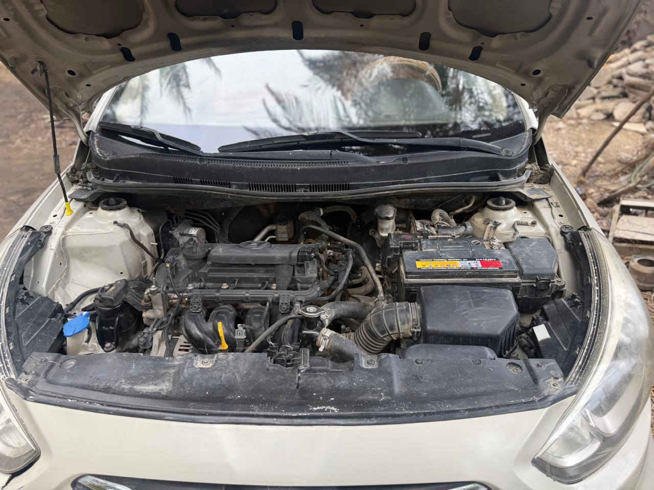 ياالله اكسنت خليجي موديل ٢٠١٦رقم بابل مكان السياره بابل بيه صبغ جاملغ خلفي فقط كير ومكينه مامفتوحات لانضح ولاتبخير ولافتح السياره بسمي تحويل مباشر السعر ٨٥
***********
