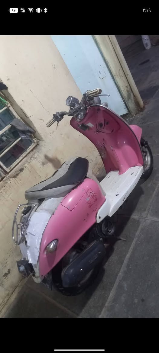 دراجة كلاسك فحل للبيع شغالة وكامله سلف وهندر مكاني بغداد الشعب *********** 
سعر١٢٥ وبيه مجال للشراي
