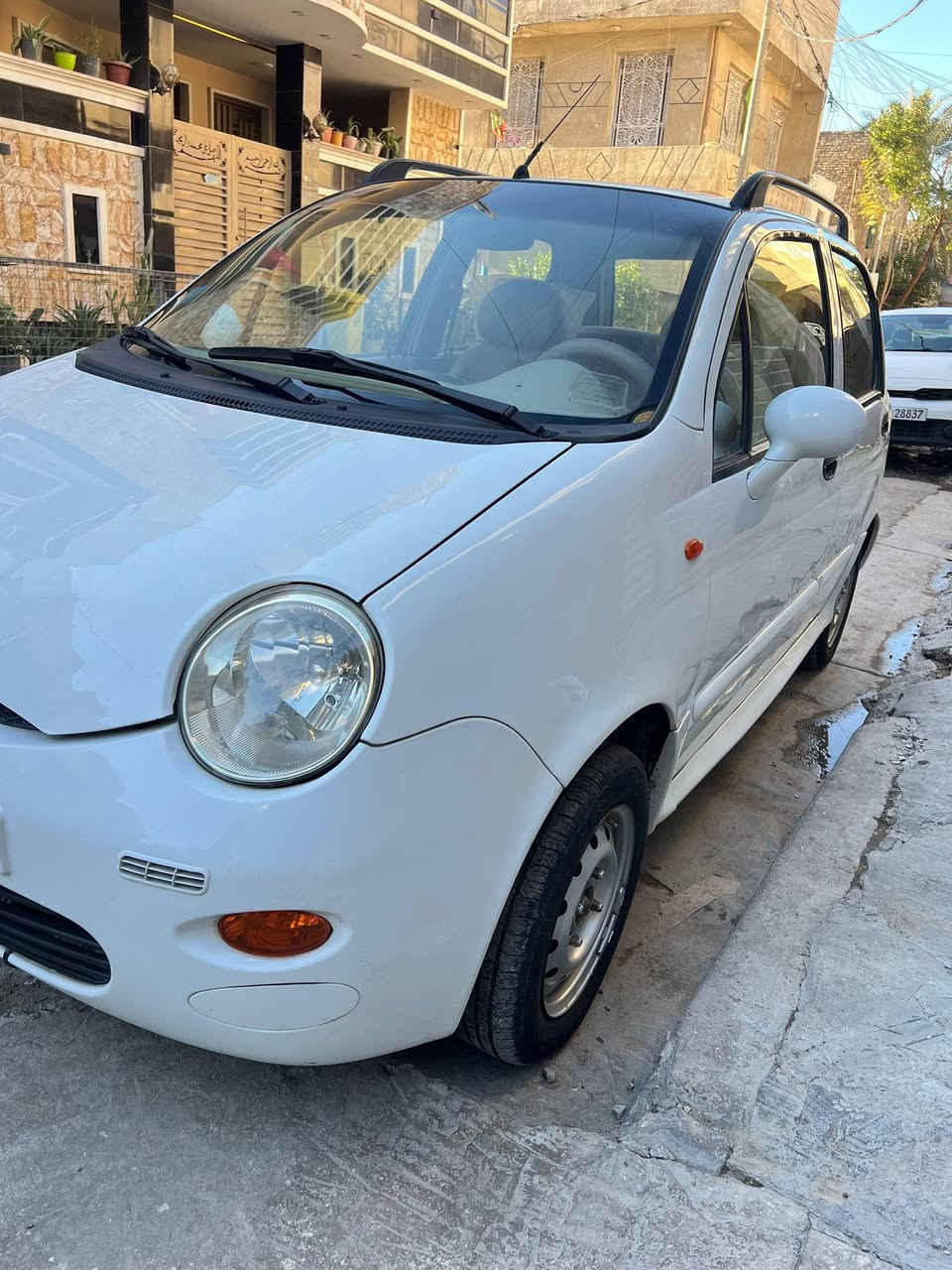 سلام عليكم شيري كيو كيو موديل.12.سيارة خير من الله كير محرك تبريد.🥶.خير من الله سيارة بلادية.يوجد بيها مكانات بارد بصيطة ماشية.91k.حقيقي.سيارة بلادية بأسمنة.سنوية.29.السعر.(43).وبيها مجال بصيط جدا.مكاني بغداد.رقمي بي واتساب.‏‪***********‬‏.
