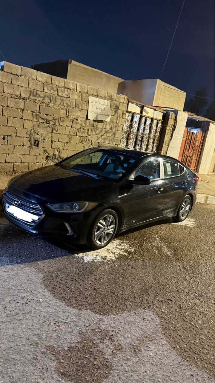 السلام عليكم 
النترا ٢٠١٧ رقم بصره دولي تحويل ثاني يوم سياره ليبل واحد وجاهزه للخير محرك دوش ٢٠٠٠ كير At سعره ١١٠ وبيه مجال 
رقم الهاتف 
*********** البصرة, العراق
