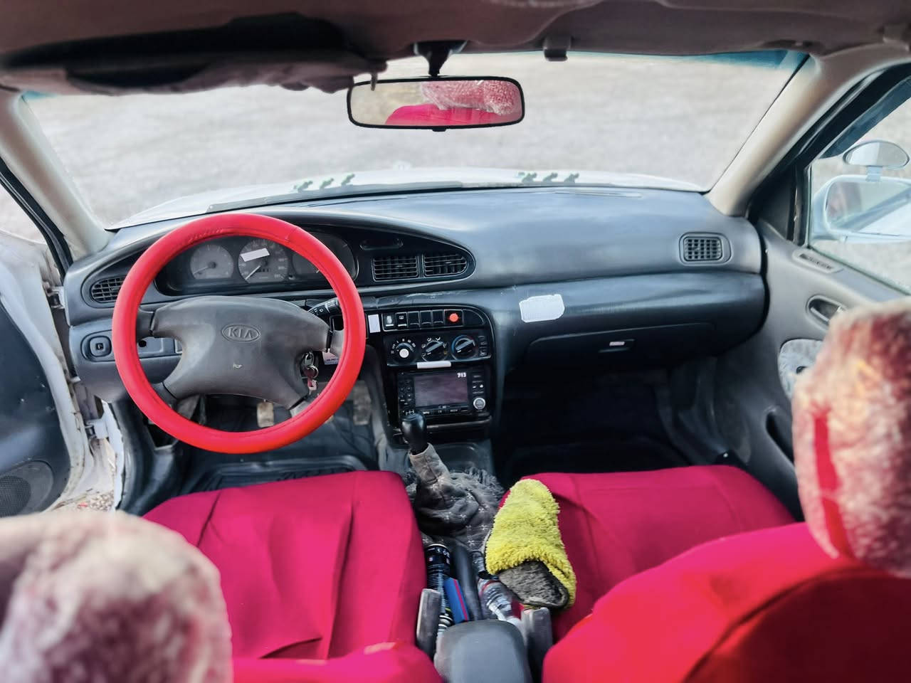 كيه سيفيه للبيع موديل 96رقم بغداد مصبوغه عام لجماليه فقط كهربايات شغاله تخم تاير صدر امامي خلفي مسجل سماعات داخل جديد السعر 37وبيه مجال مكانً السياره بابل شوملي الستفسار ***********
