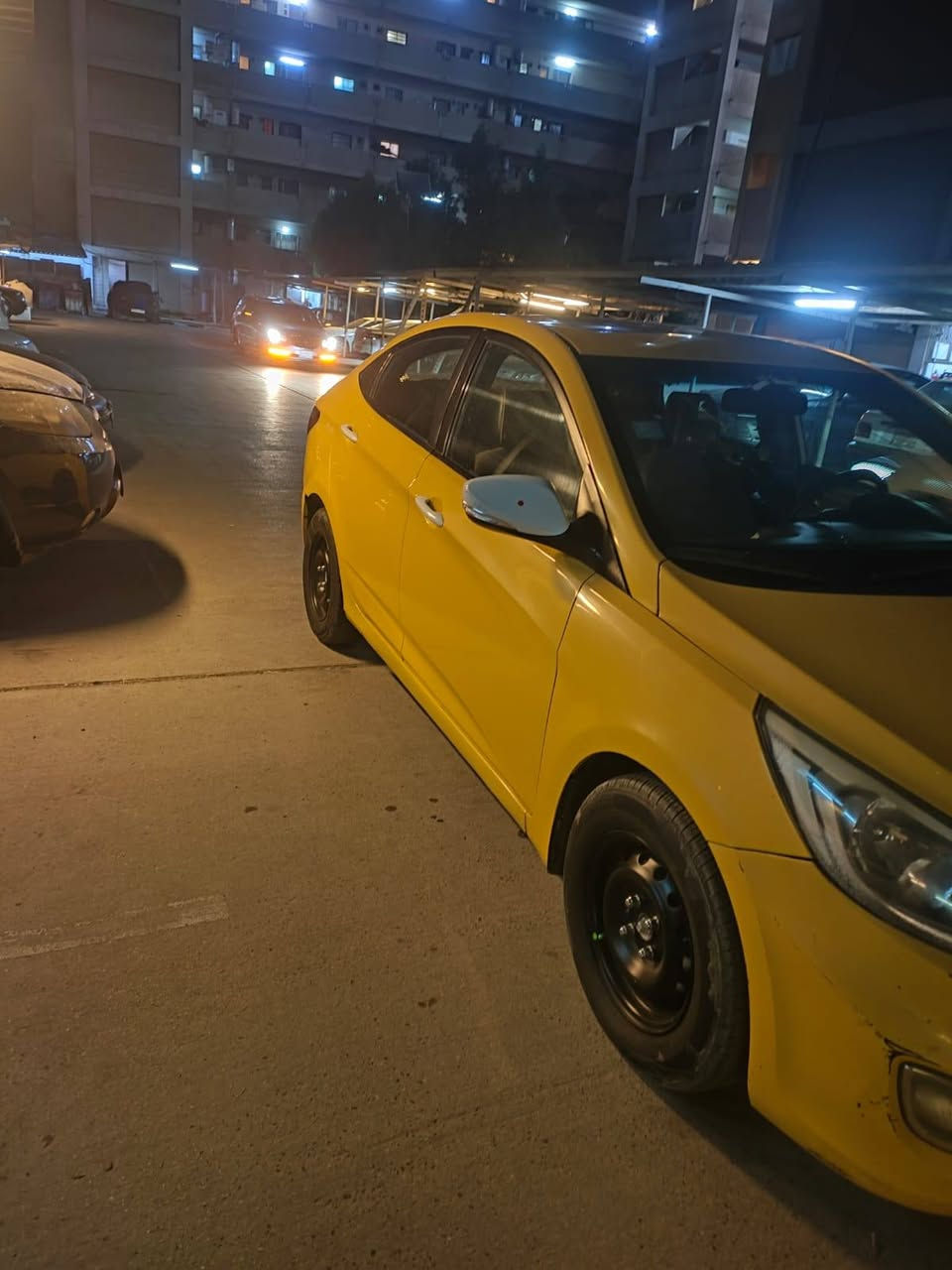 السلام عليكم
اكسنت🙋🏻 
مديل 2016
خليجي محرك 1600🔻
للبيع السعر ($98  )بيها مجال 🔻
رقم بغداد انكليزي 🔻
بسمي🔻
العنوان بغداد الكرخ 📍
***********
