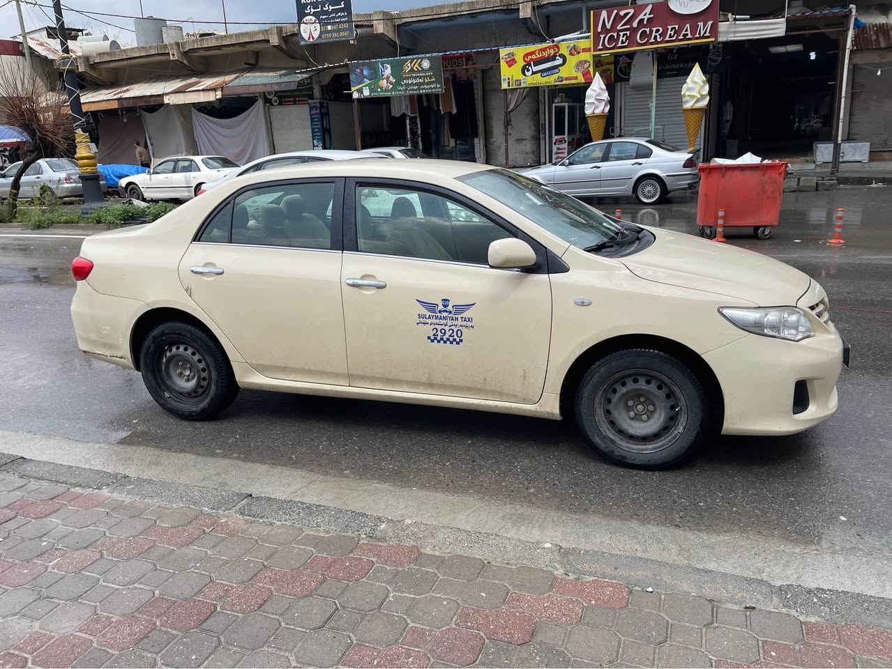 تۆیۆتا کڕۆلا مودیل 2012 بیلاد تەکسی                                                شتی دانسقە سەیارەکە نموونەیە لەجوانی بێ بۆیاخە  گێڕو مەکینە بەشەرت بێ تەقەو ڕەقە سەیارە کە ماڵی دۆستە هی ژێر خۆمەو هی مەعرەز نیە سەنەوی تا ٢٠٢٧. نوێیە بەناوی خۆمە سعری 144$کەمێک معامەلە
***********
شوێن رانیە رانية, السليمانية
