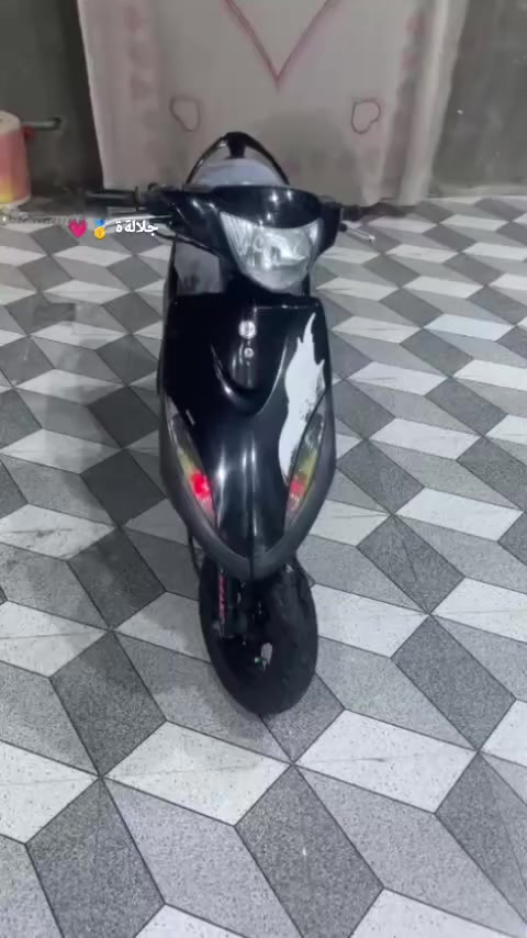 دراجه ماكس عدله البيع بوشه 49 مكفوله من كلشي كهربائيات مكينه السعر 900وبيه مجال للاستفسار***********
