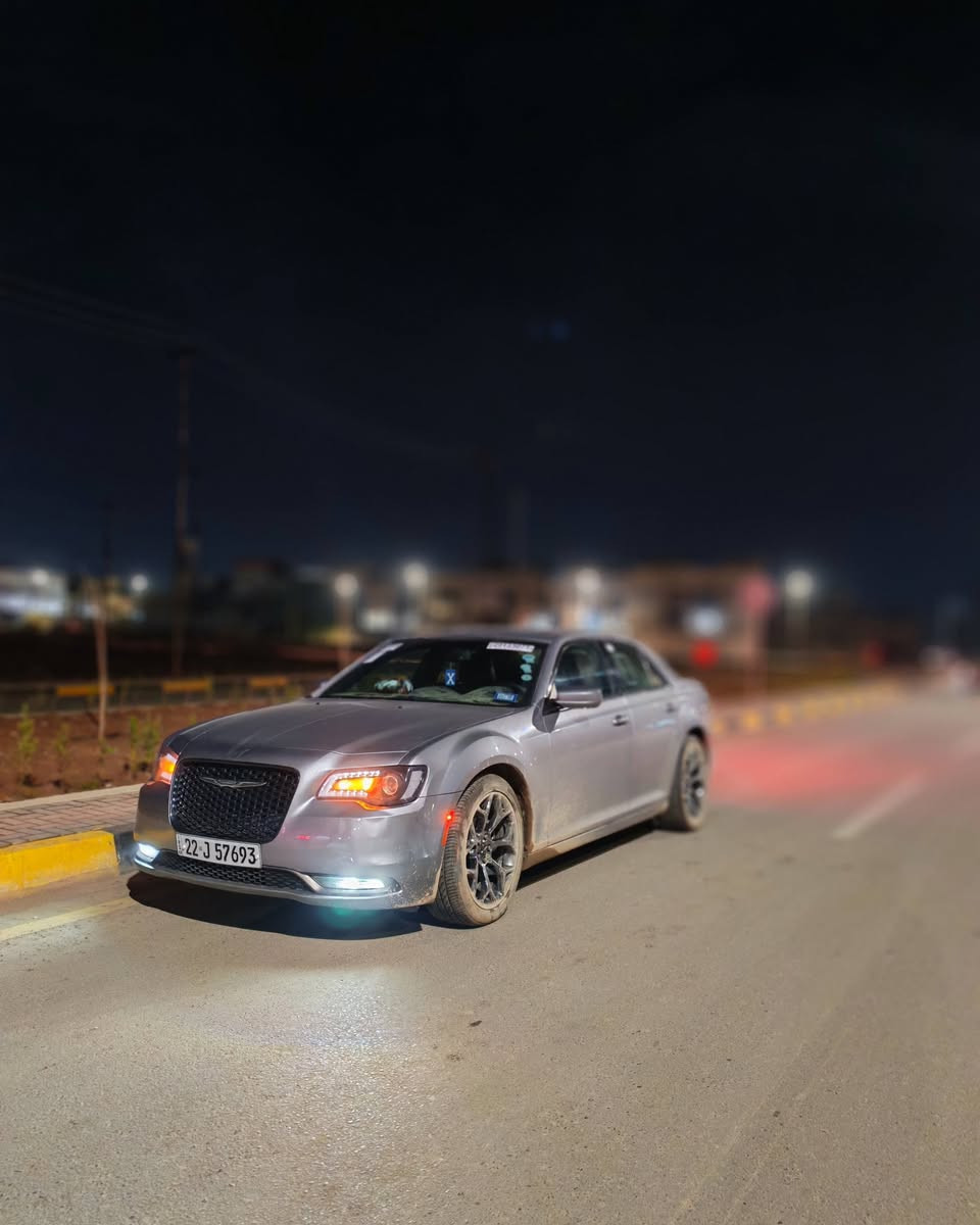 سلام عليكم أوباما 2018فول بس بدون فتحا سيارا حيل نضيفا وسيارا مال بيت 100الف مواصافاتها معروفا ل ١٨ الرقم أربيل جديد السعر ٢٣٥ وبيها مجال شي قليل وضررها باب كلير فقط من امريكا للاستفسار الاتصال على الرقم ***********
