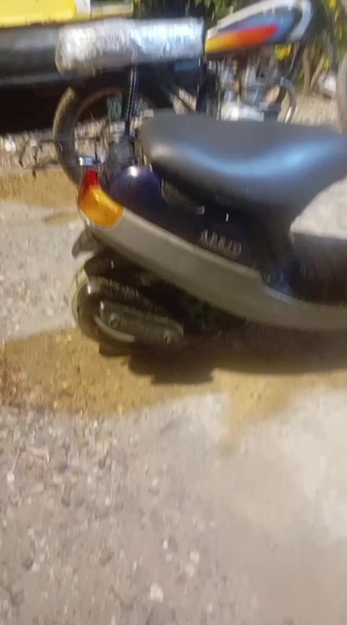 سلام عليكم
دراجه ياماها منغولي كامله عداد شغال لايت عوزها باتري 
بصره مكاني ب250 وبيها مجال شراي يدخل خاص


**إذا كنت صاحب هذا الإعلان وتريد حذفه لأي سبب، رجاءا أرسل رسالة إلى الدعم الفني**